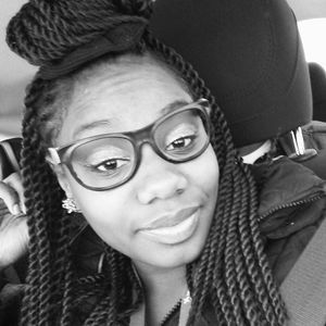 Meet your Posher, Tenisha